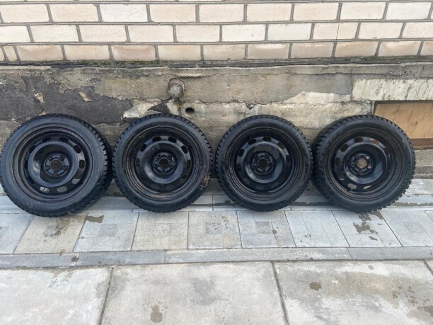 Легковые шины Kumho 195/55 R15 4 шт.