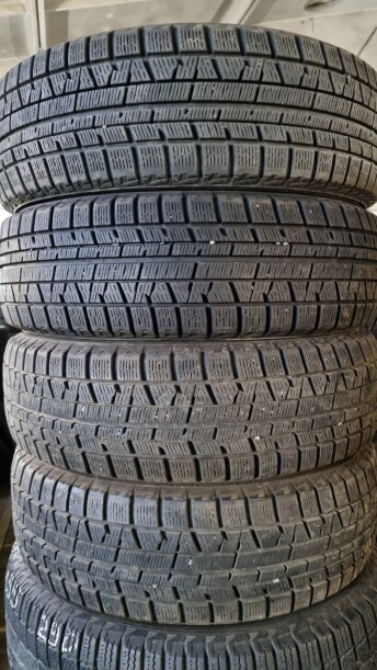 Легковые шины Yokohama IceGuard iG50 plus 185/60 R15 4 шт.