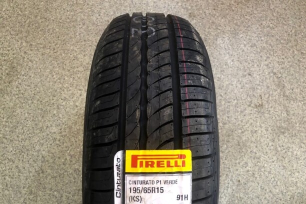 Легковые шины Pirelli Cinturato P1 185/60 R15 4 шт.