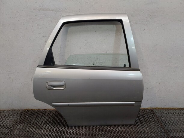 Боковое стекло для Opel Vectra B · Рестайлинг 1999-2002