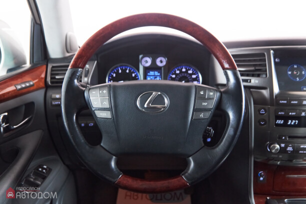 Lexus LX III, 2008 г.