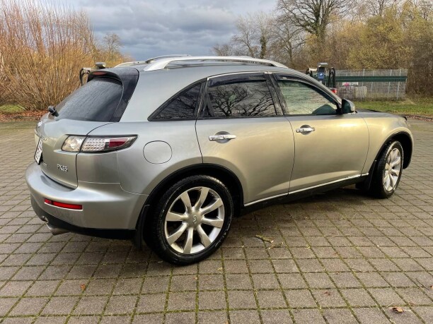 Infiniti FX I, 2005 г.