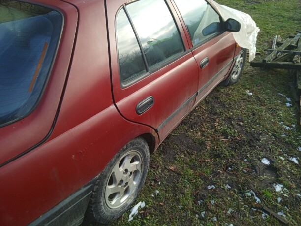 Nissan Sunny N14, 1995 г.
