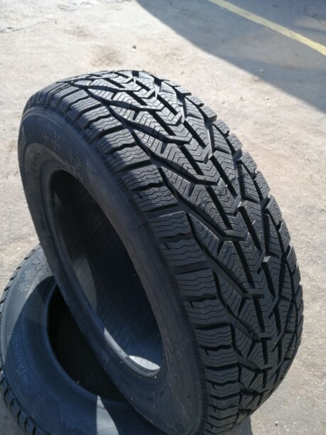 Легковые шины Kormoran Snow 205/65 R16 4 шт.