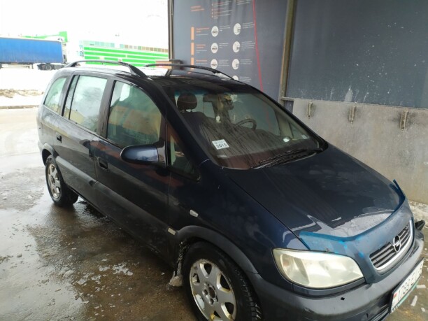 Opel Zafira A, 7 мест, 2002 г.