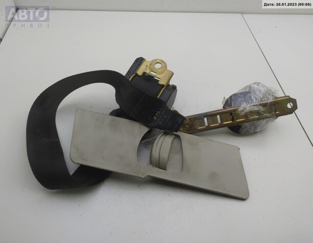 Ремень безопасности переднего сиденья для Audi 80 B3 1986-1991