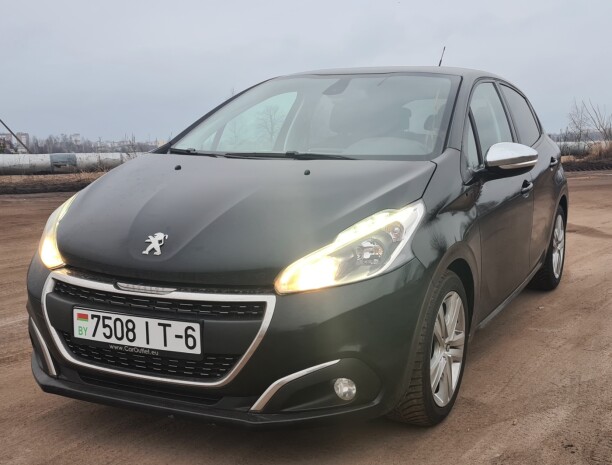 Peugeot 208 I · Рестайлинг, 2019 г.