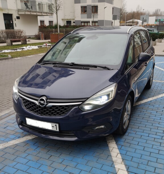 Opel Zafira C · Рестайлинг, 2017 г.