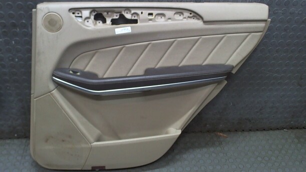 Обшивка двери для Mercedes-Benz GL-Класс X166 2012-2016