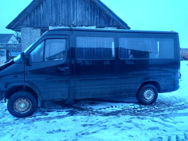 Весь автомобиль на запчасти для Mercedes-Benz Sprinter