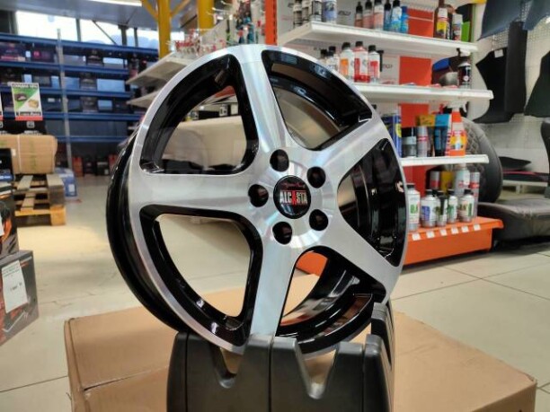VAG 6.5x16 5x112 4 шт.