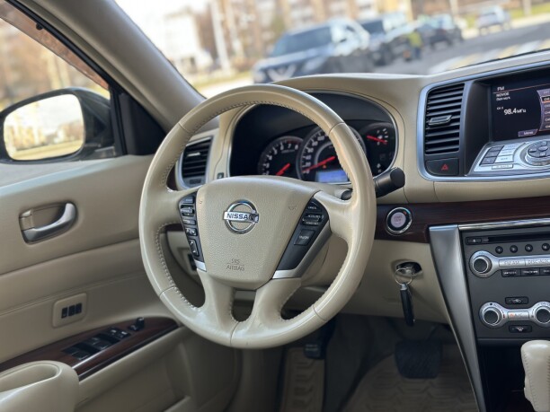Nissan teana j32 комплектации. Не цветной дисплей teana j32. Ништяки на ниссан теана j31. Nissan teana 2024. Ниссан теана j32 салон ночью.