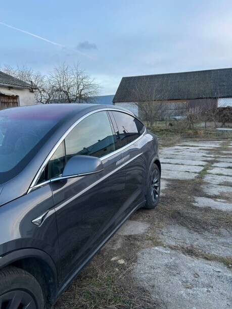 Tesla Model X I, 7 мест, 2018 г., л., электро, автомат, купить в Гродно - цена 19000 $, фото, характеристики. av.by — объявления о продаже автомобилей. 114461785