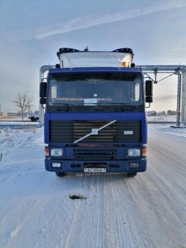 Volvo F F10, 1990 г.