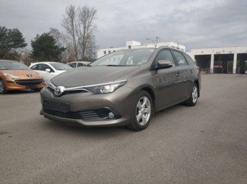 Toyota Auris II (E180) · Рестайлинг, 2017 г.