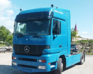 Mercedes-Benz Actros 1843, 2001 г.