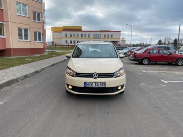 Volkswagen Touran III, 5 мест, 2016 г.
