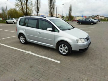 Volkswagen Touran I, 7 мест, 2006 г.