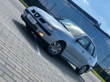 SEAT Cordoba I · Рестайлинг, 2000 г.