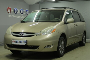 Toyota Sienna II (XL20) · Рестайлинг, 7 мест, 2006 г.