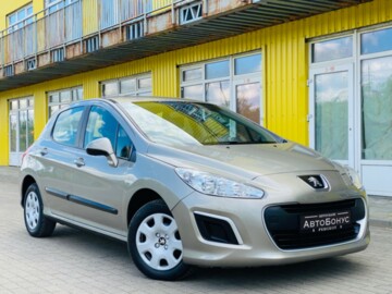 Peugeot 308 T7 · Рестайлинг, 2012 г.