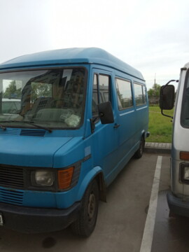 Mercedes-Benz T1 (207D-410D), 1990 г.