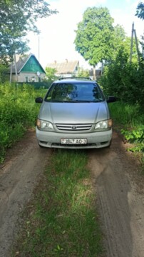 Toyota Sienna I (XL10), 7 мест, 2002 г.