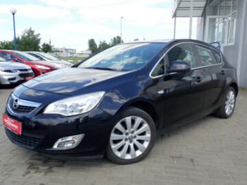 Opel Astra J, 2011 г.