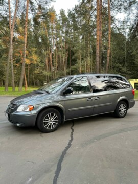 Dodge Grand Caravan IV, 7 мест, 2004 г.