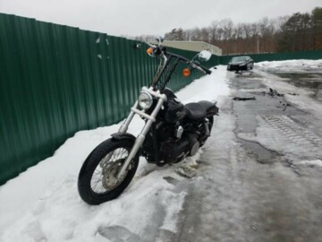 Harley-Davidson Dyna Street Bob, 2012 г.