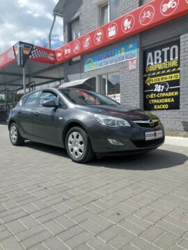Opel Astra J, 2010 г.
