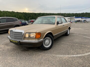 Mercedes-Benz S-Класс W126, C126, 1982 г.
