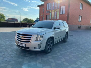 Cadillac Escalade IV, 7 мест, 2016 г.