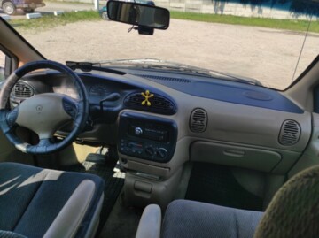 Chrysler Grand Voyager III, 7 мест, 1996 г.