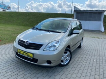Toyota Corolla Verso I (E110), 2002 г.