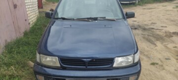 Mitsubishi Space Wagon Typ N30, N40, 7 мест, 1996 г.
