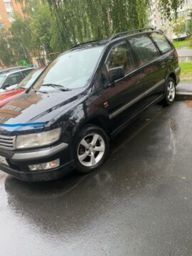 Mitsubishi Space Wagon Typ N50, 7 мест, 1999 г.