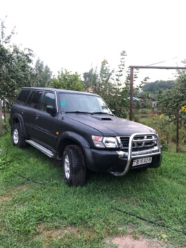 Nissan Patrol Y61, 7 мест, 2001 г.