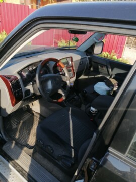 Mitsubishi Pajero III, 7 мест, 2001 г.
