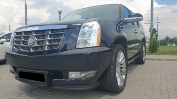 Cadillac Escalade III, 7 мест, 2011 г.
