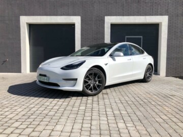 Tesla Model 3, 2020 г.