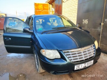 Chrysler Grand Voyager IV, 7 мест, 2004 г.