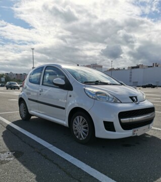 Peugeot 107 I · Рестайлинг, 2010 г.