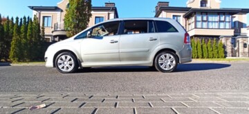 Opel Zafira B · Рестайлинг, 7 мест, 2008 г.
