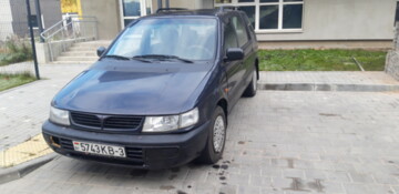 Mitsubishi Space Wagon Typ N50, 7 мест, 2000 г.
