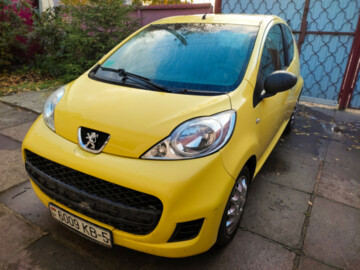 Peugeot 107 I · Рестайлинг, 2010 г.
