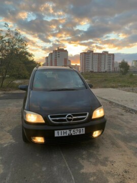 Opel Zafira A, 7 мест, 2000 г.