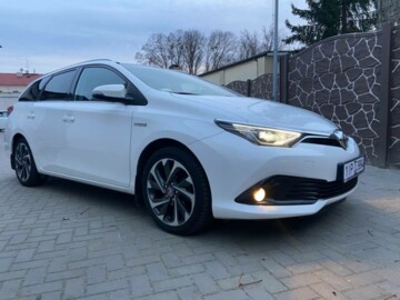 Toyota Auris II (E180) · Рестайлинг, 2016 г.