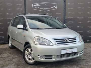 Toyota Avensis Verso I, 2001 г.