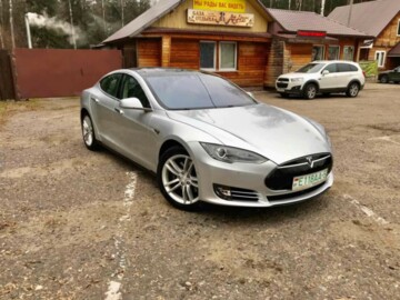 Tesla Model S I, 2015 г.